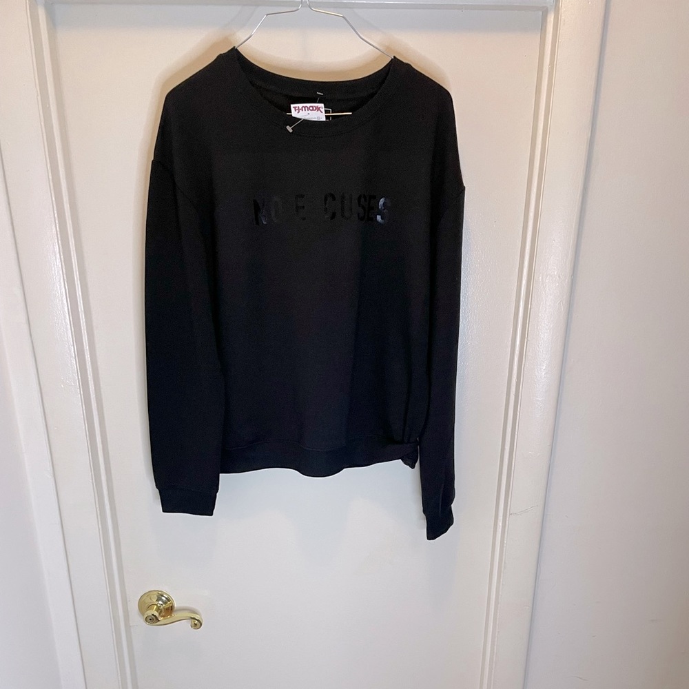 Sweatshirt
